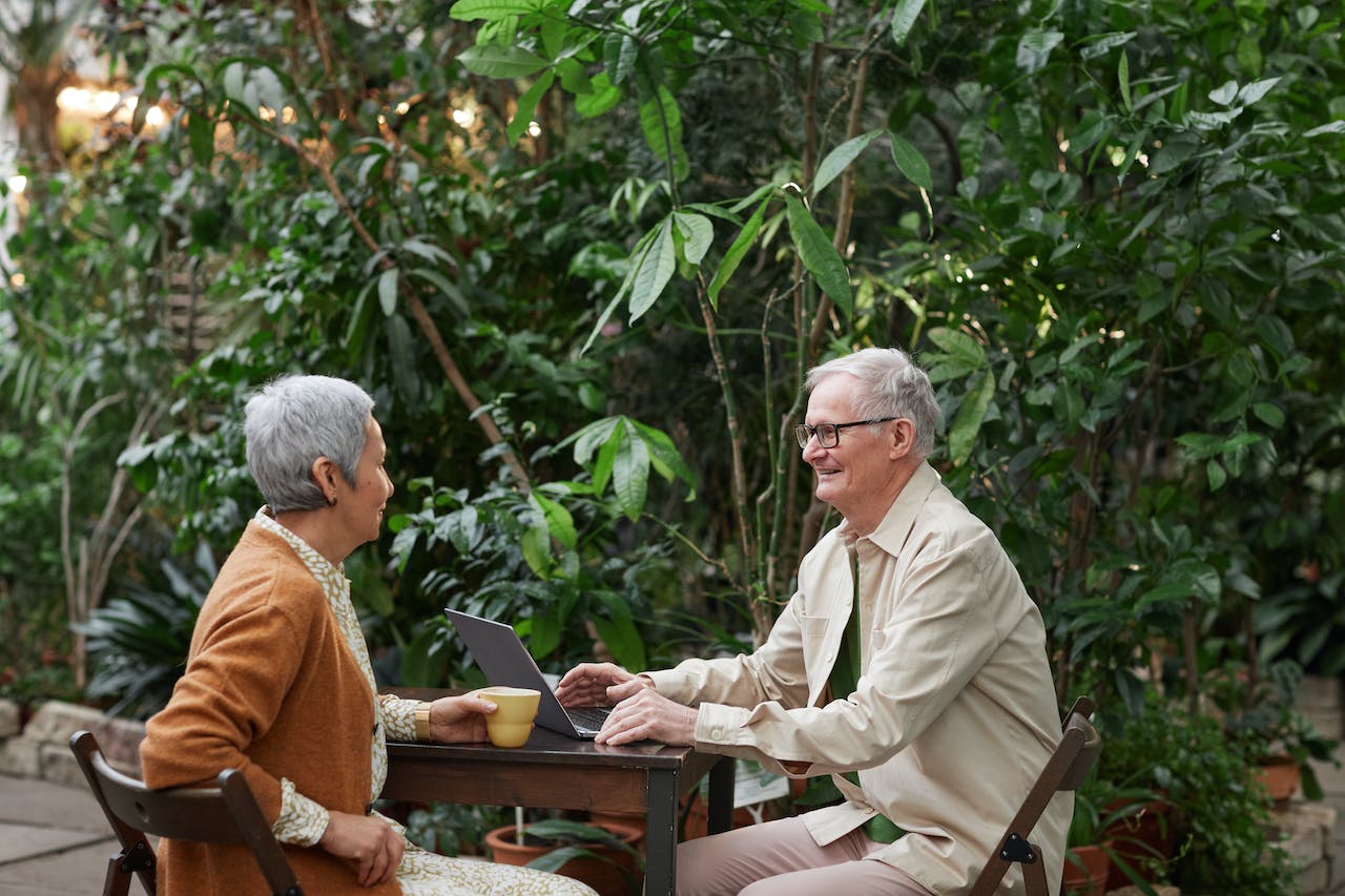 Choosing the Right Assisted Living Facility: A Comprehensive Guide